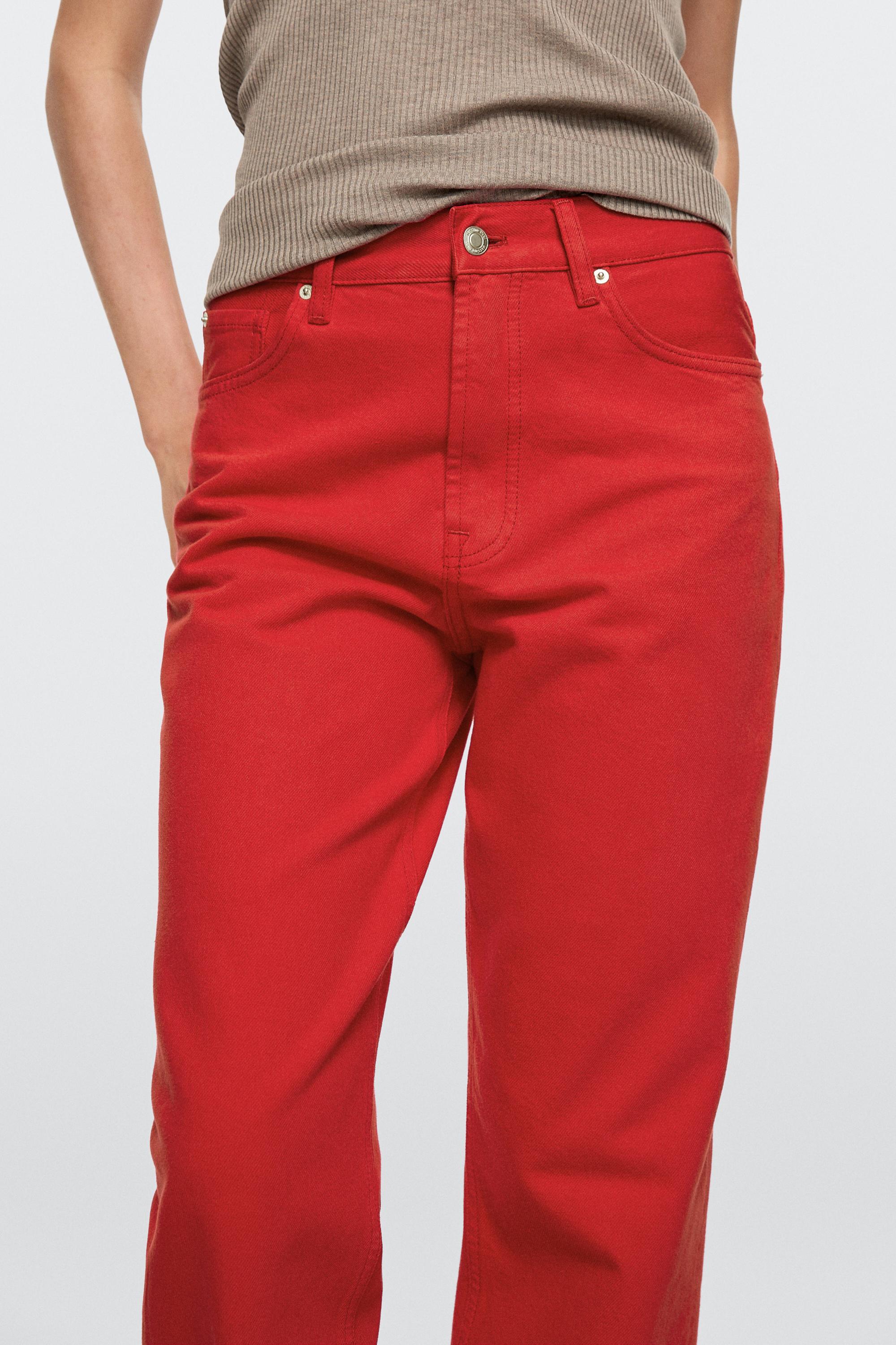 Straight-leg high-waist jeans